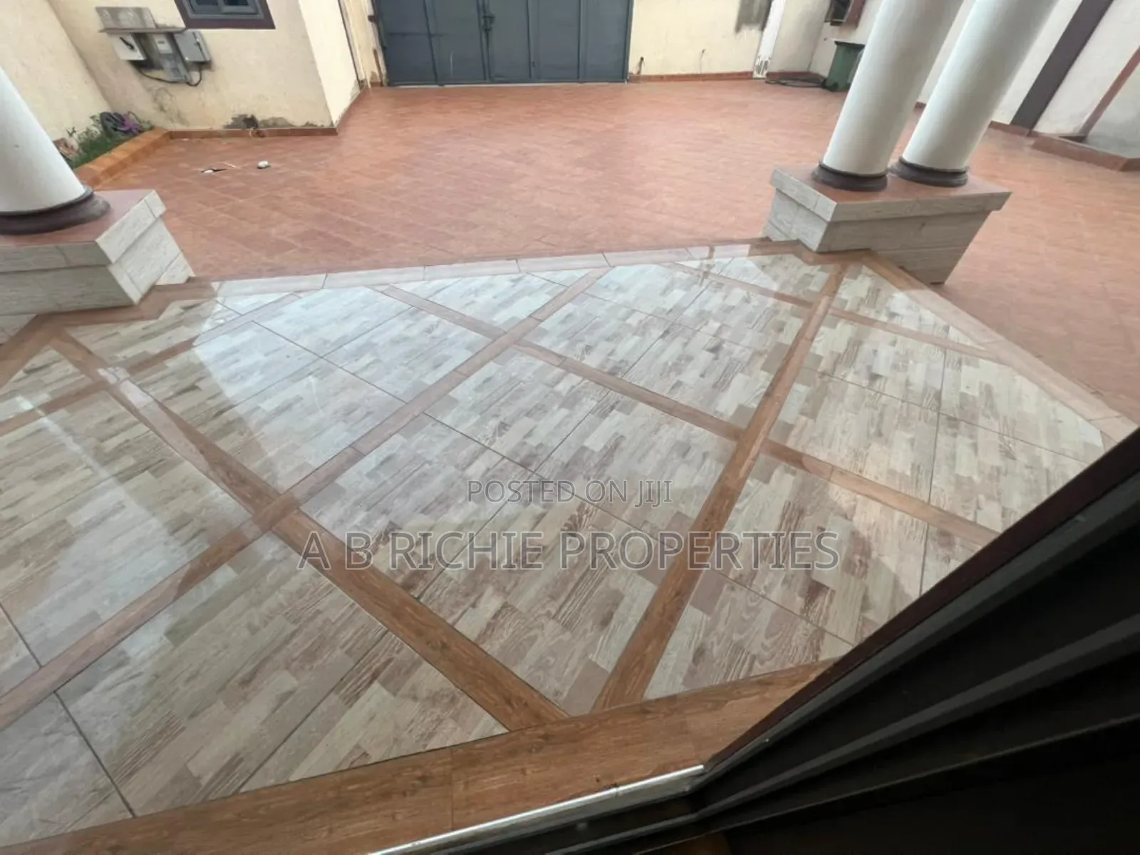 5bdrm House in Ab Richie Properties, Dzorwulu for rent