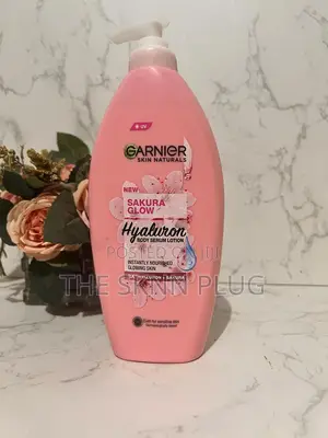 Garnier Sakura Glow Hyaluron Body Serum Lotion Uv 400ml