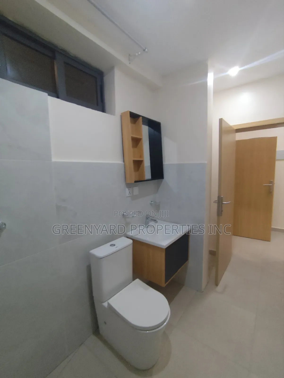 1bdrm Apartment in Ars, East Legon for rent
