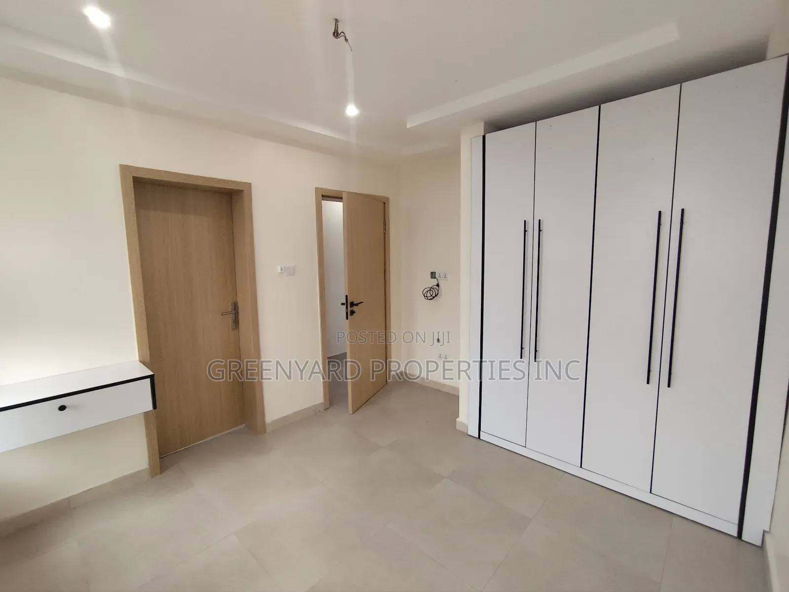 2bdrm Apartment in Ars, East Legon for rent
