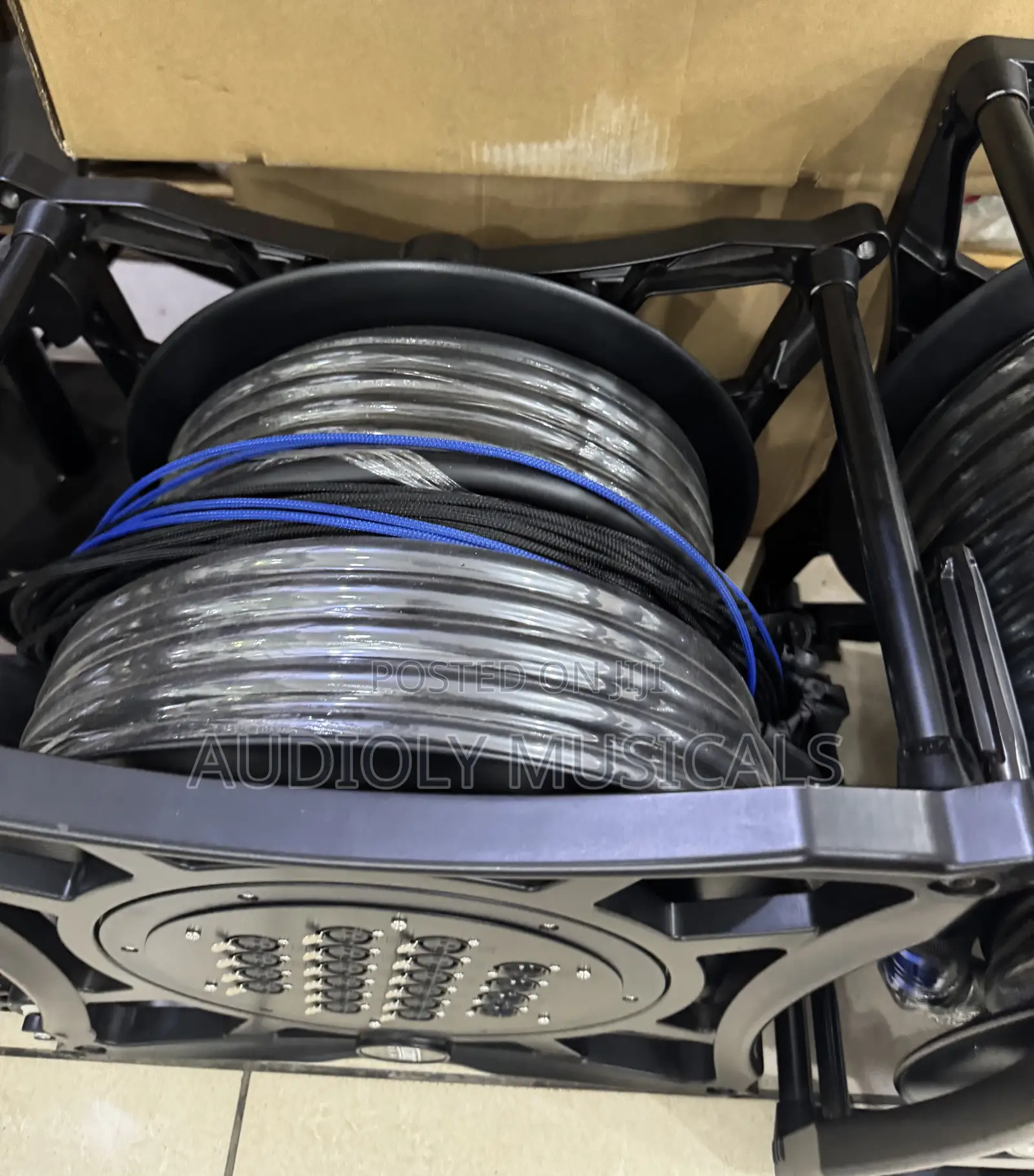 Titanic (Usa)24-Channel Audiolink With 4output,30meters