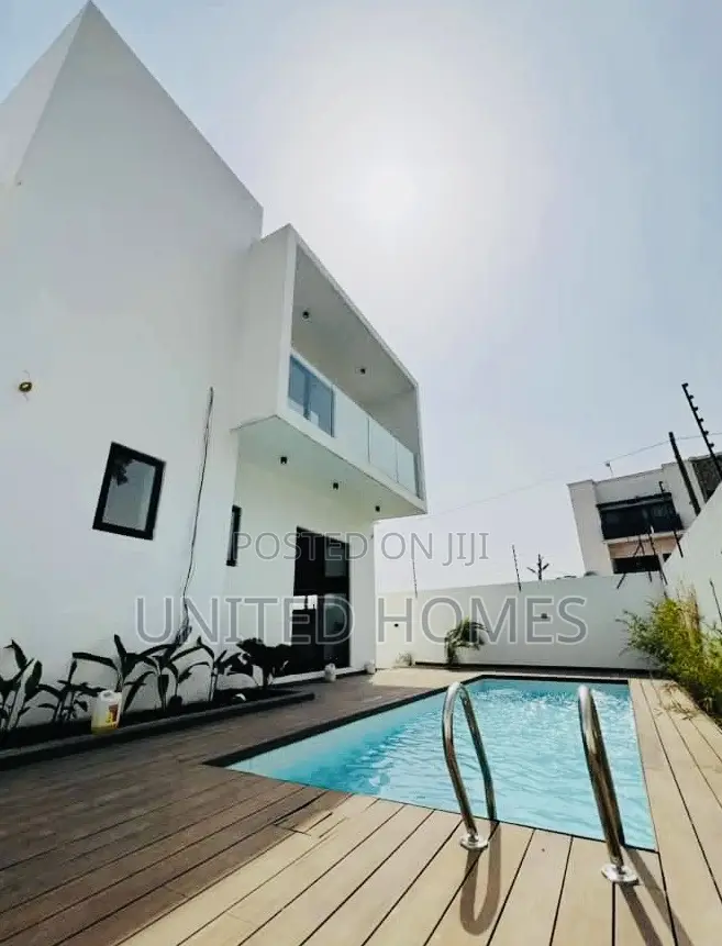 4bdrm House in East Legon for sale
