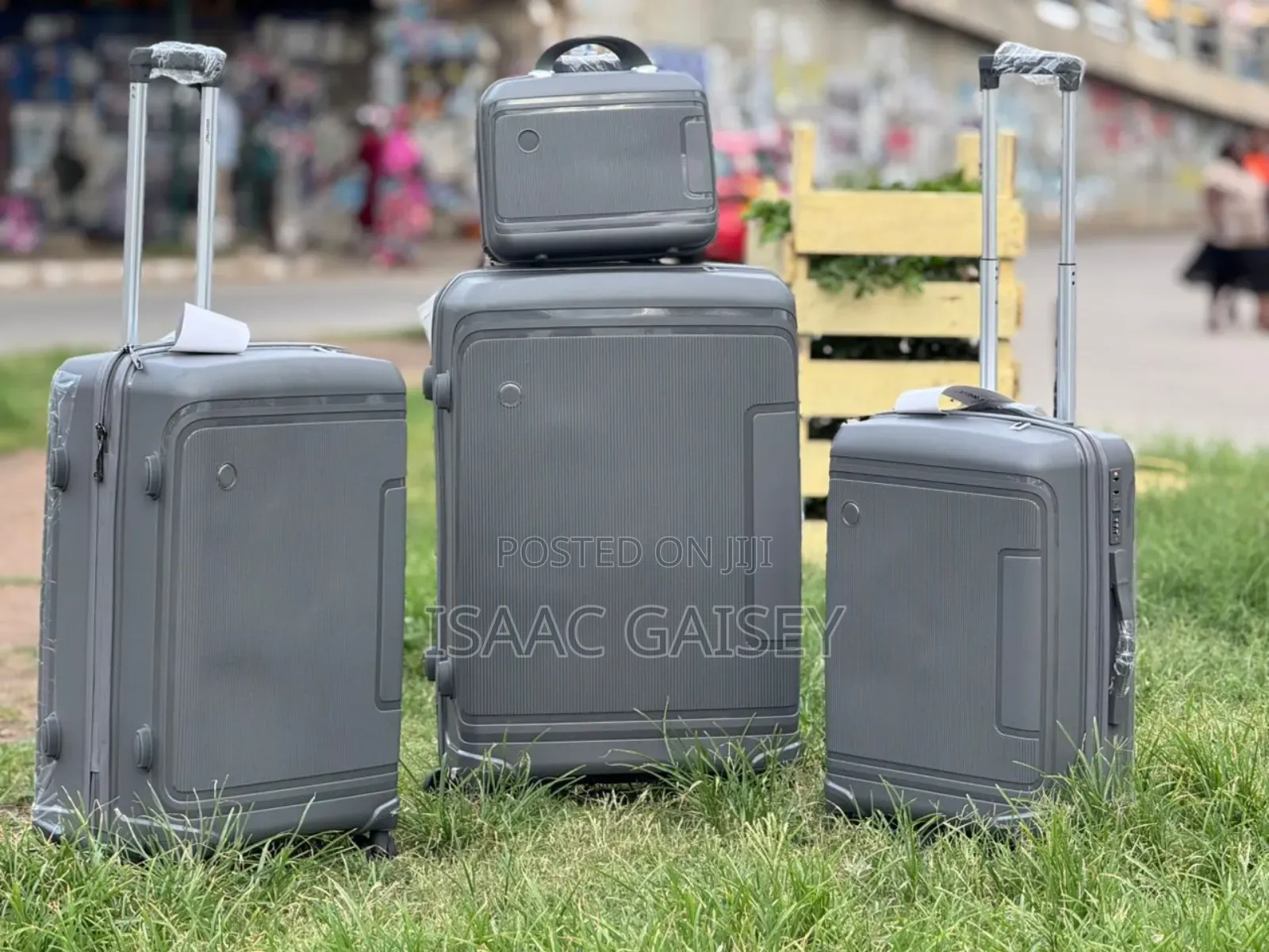 4set Double Zipper Anticrake Luggages With Cosmetic Bags