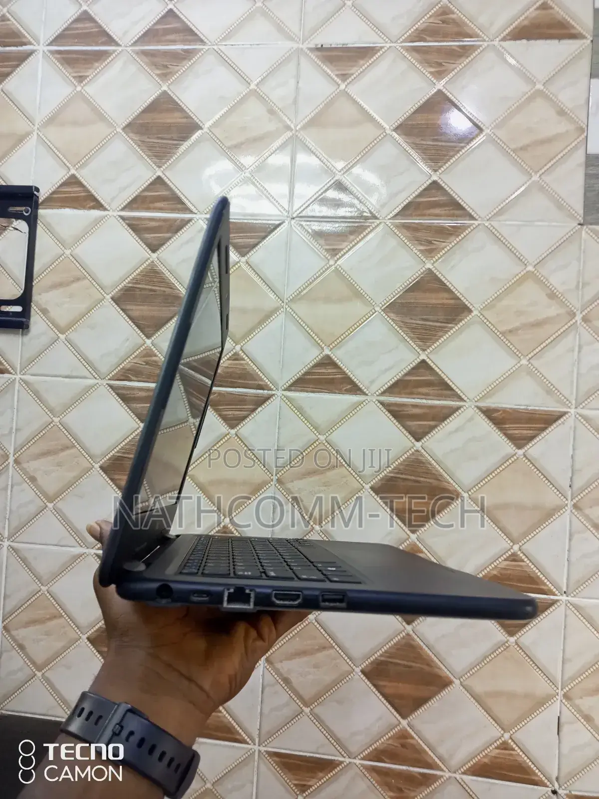Laptop Dell Latitude 3310 4GB Intel Core i3 SSD 128GB