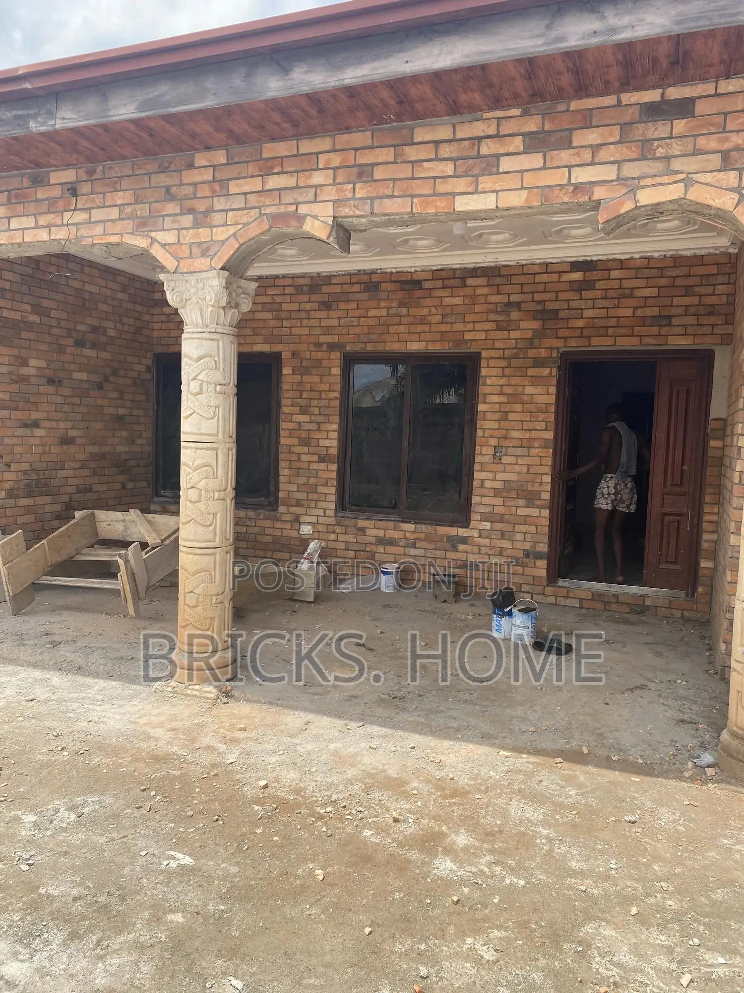 I Am Professional Bricklayer Based In Ghana