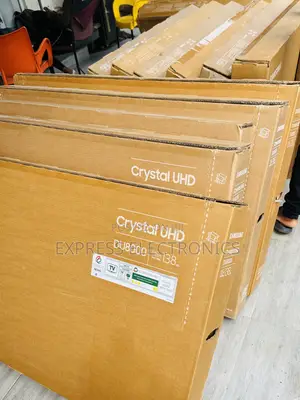 Crystal Uhd Smart Samsung 55”Du8000