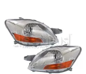 Toyota Yaris Headlight Pair