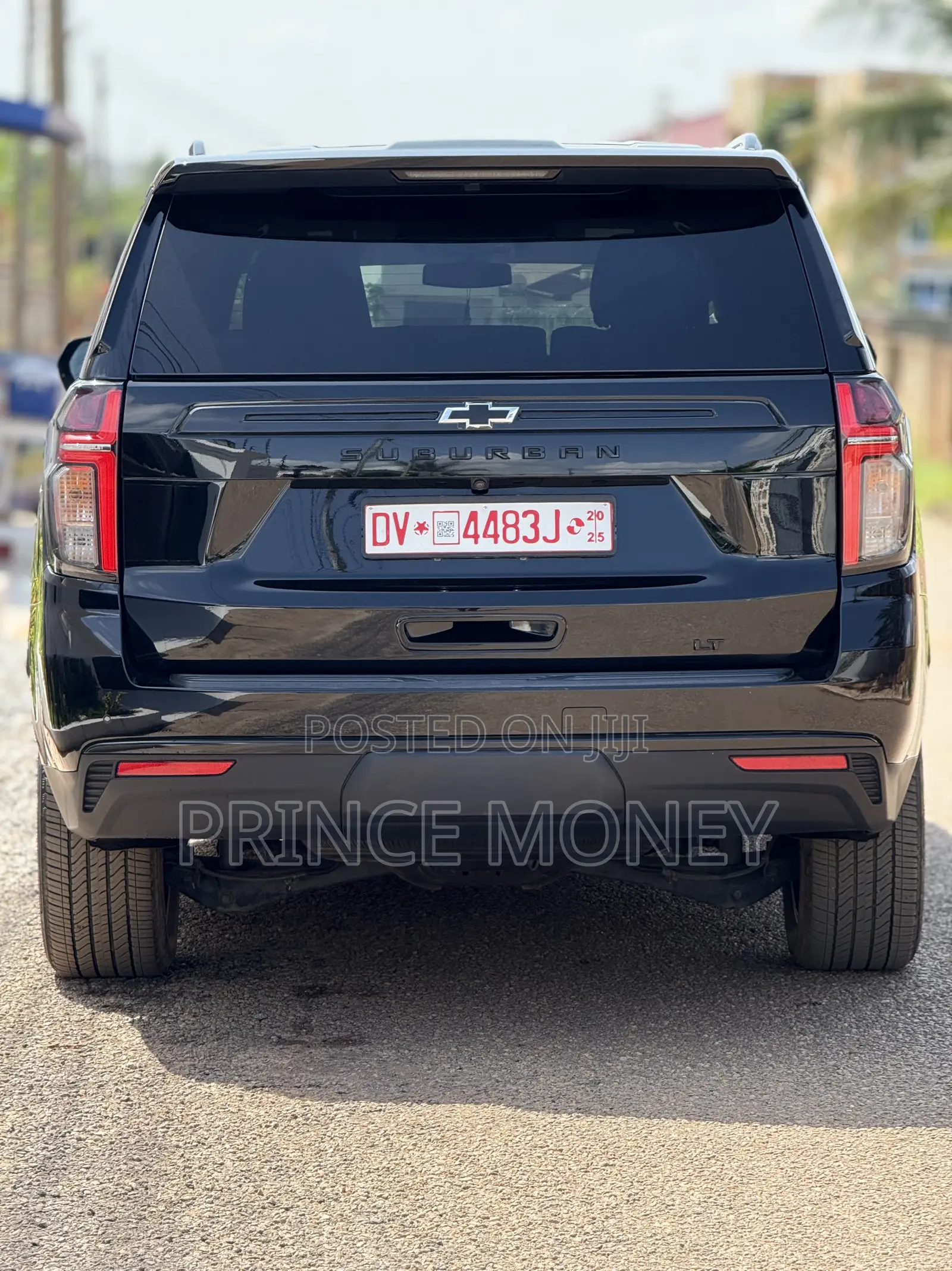 Chevrolet Suburban 2022 Black
