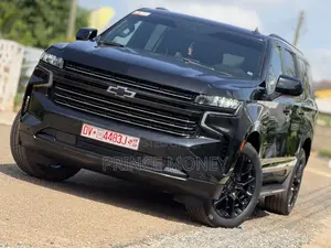 Chevrolet Suburban 2022 Black