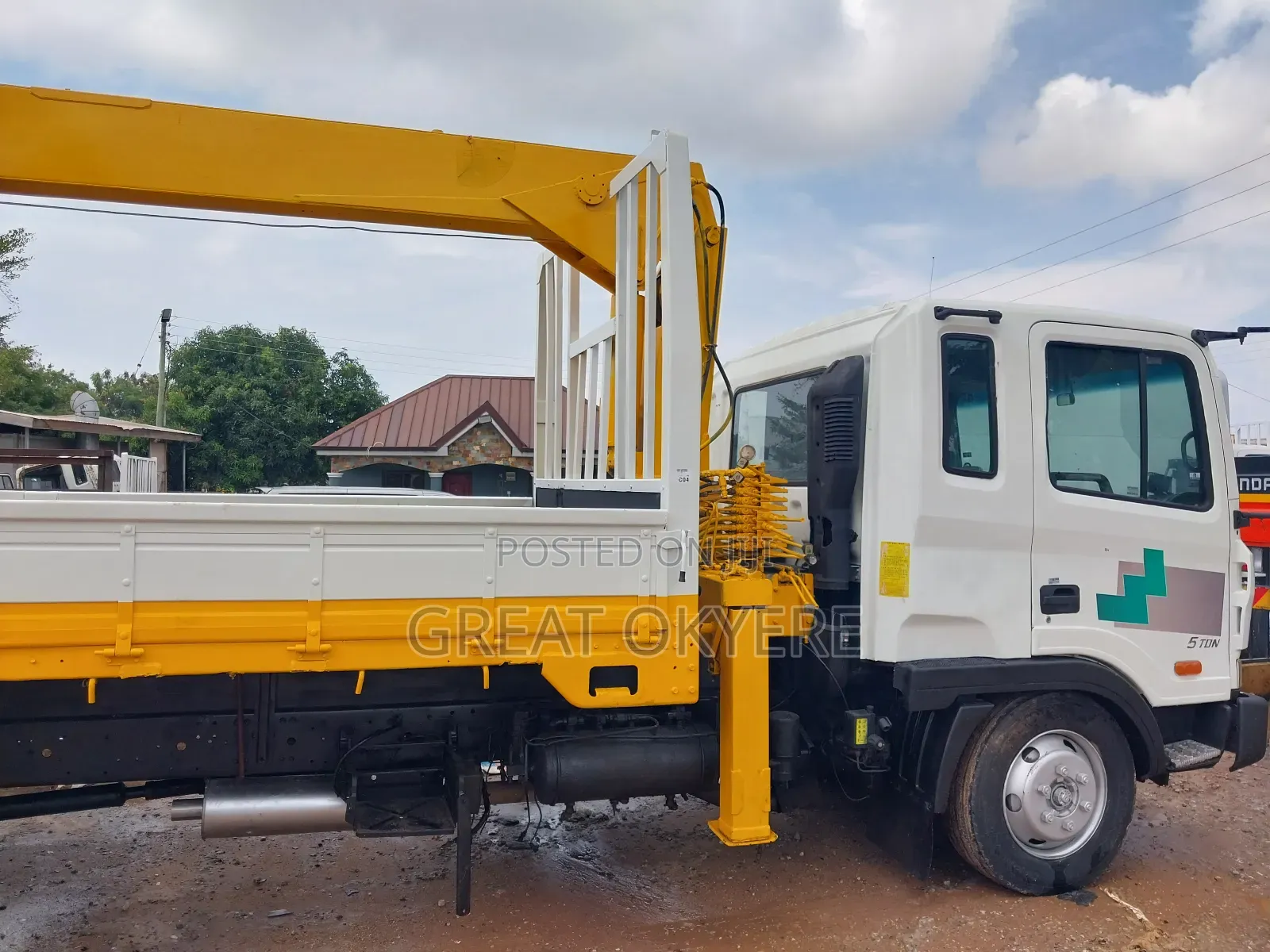 Hyundai Crane