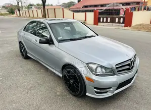 Photo - Mercedes-Benz C250 2014 Gray