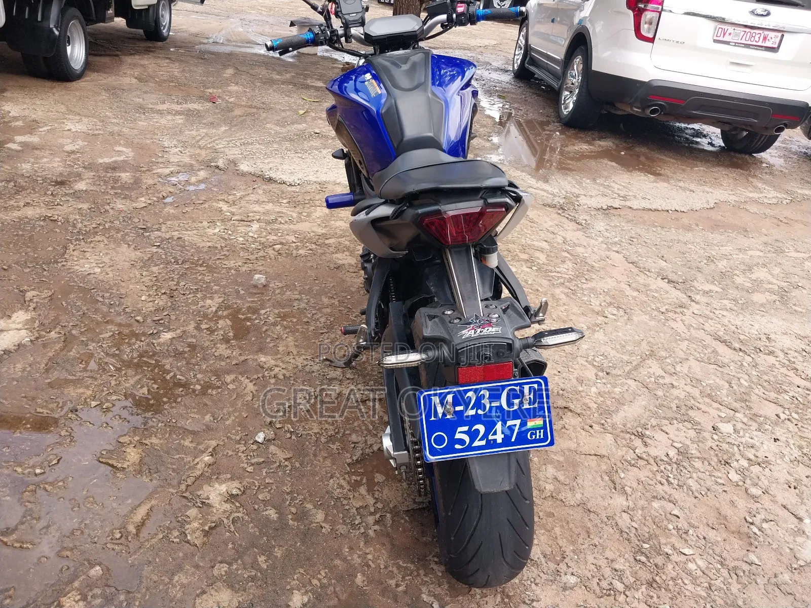 Yamaha 2022 Blue