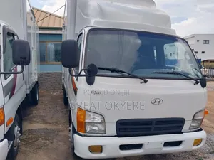 Hyundai Might Container