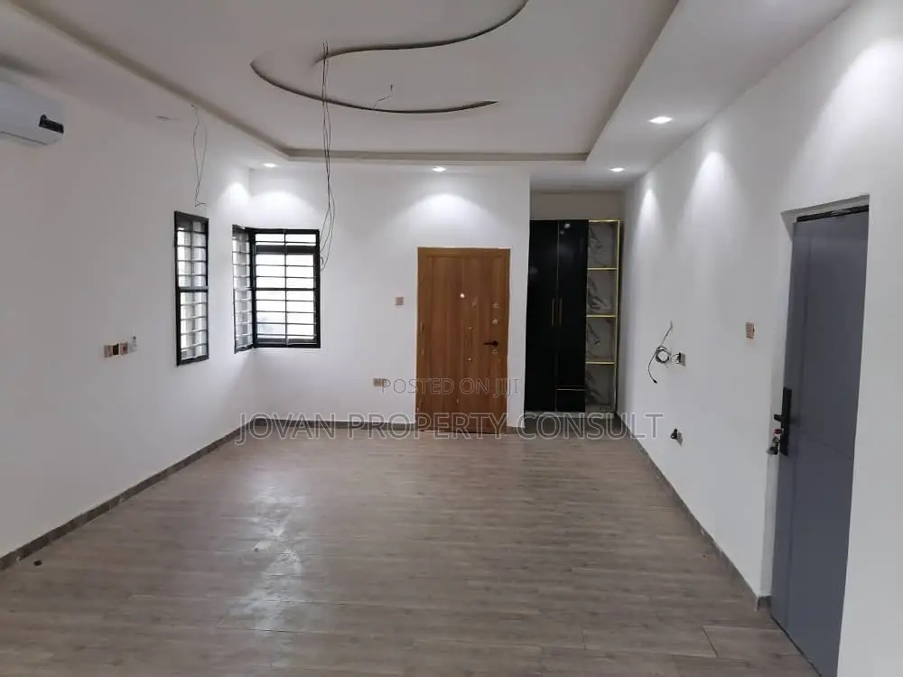 4bdrm House in Kwabenya Acp, Pokuase for sale