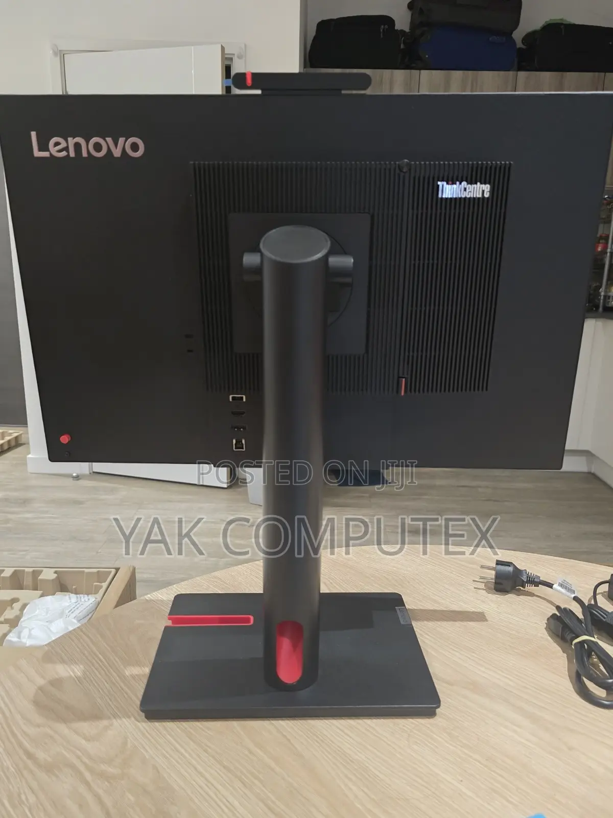 Desktop Computer Lenovo 16GB Intel Core I5 SSD 256GB