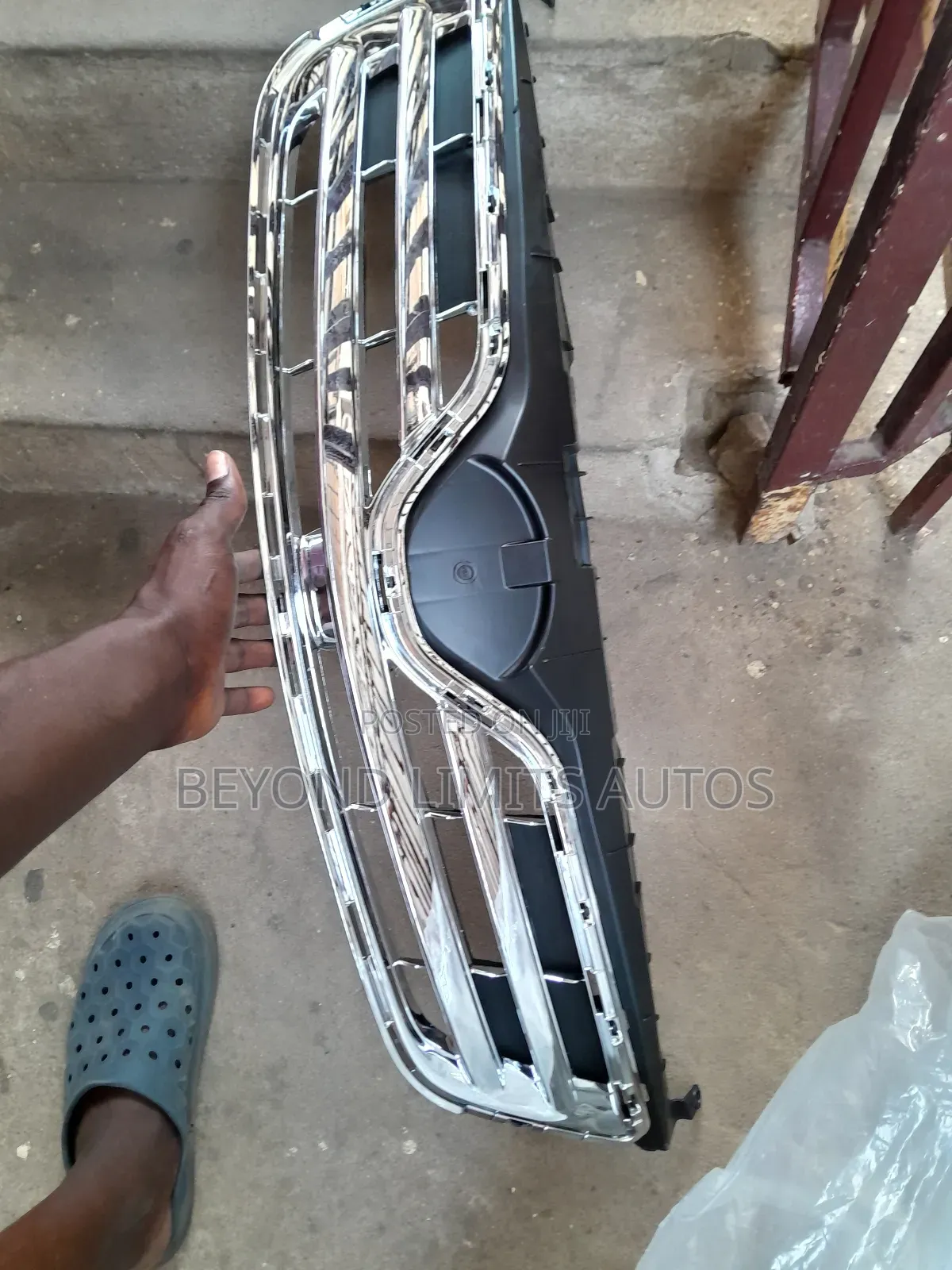 Toyota Corolla 2011,2012,2013 Top Grille/Top Shell
