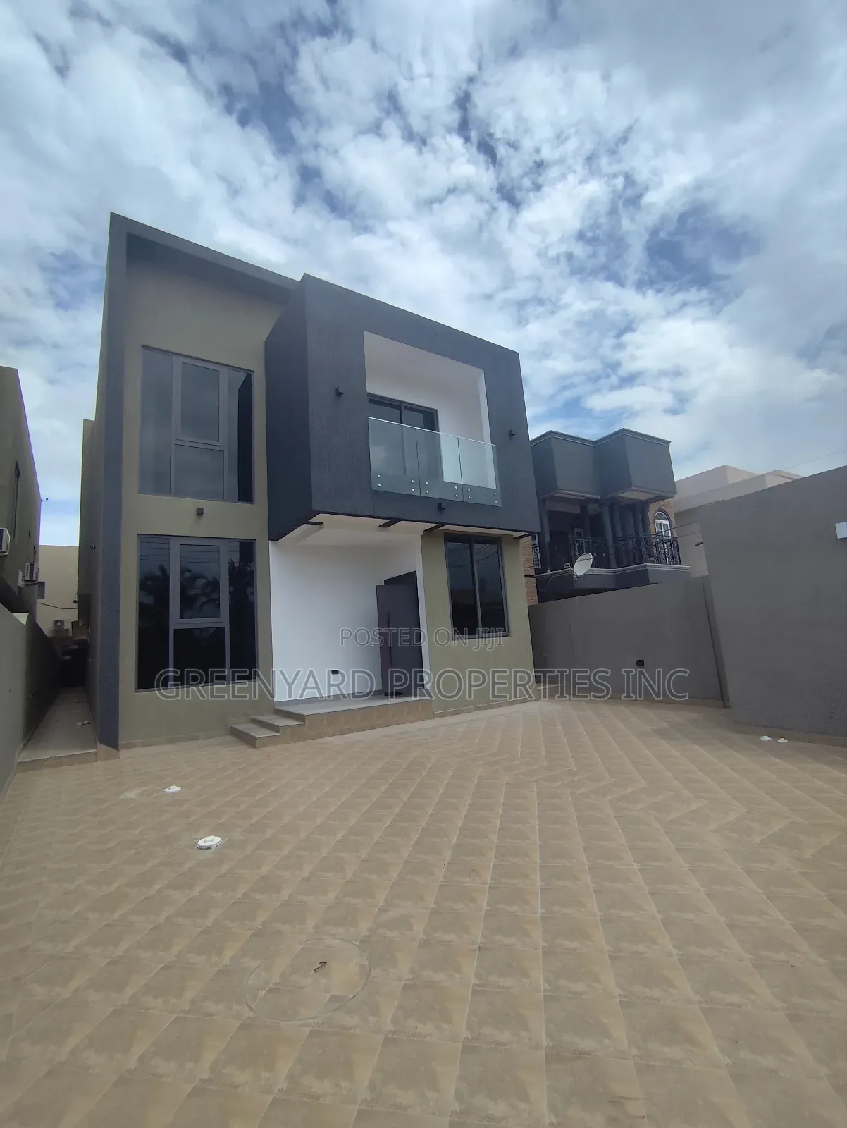 5bdrm House in East Legon for rent