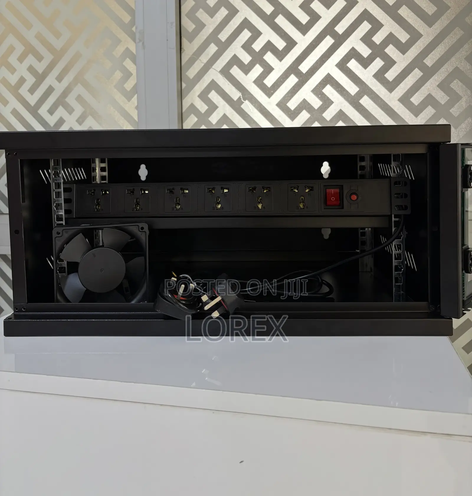 4u Cabinet Rack With Fan And Pdu 6way 520x400x240