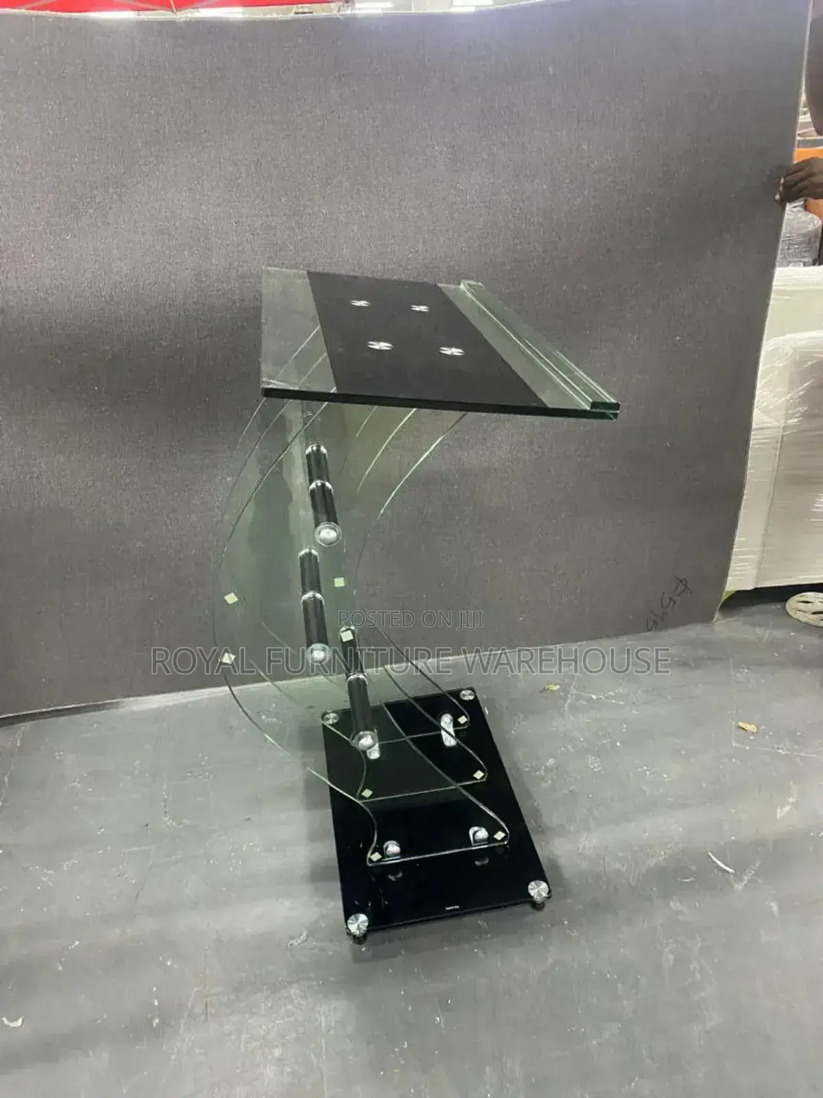 Classic Tempered Glass Preaching Pulpit