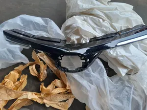 Toyota Rav4 2016,2017,2018,2019 Top Grille/Shell