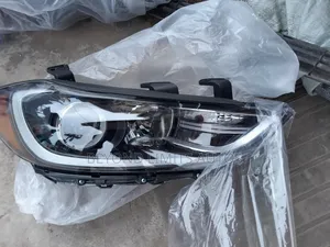 Hyundai Elantra 2017,2018 Headlight/Headlamp