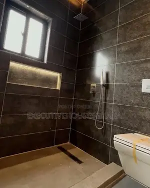 3bdrm House in East Legon for sale