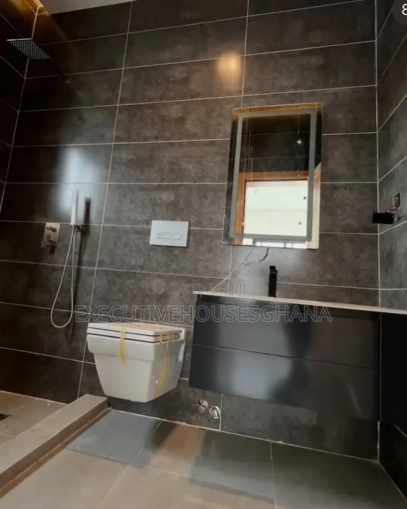 3bdrm House in East Legon for sale