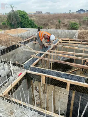 Photo - Professional Carpenter