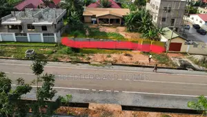 4bdrm House in Bee 🐝 Decor & Homes, Abokobi for sale