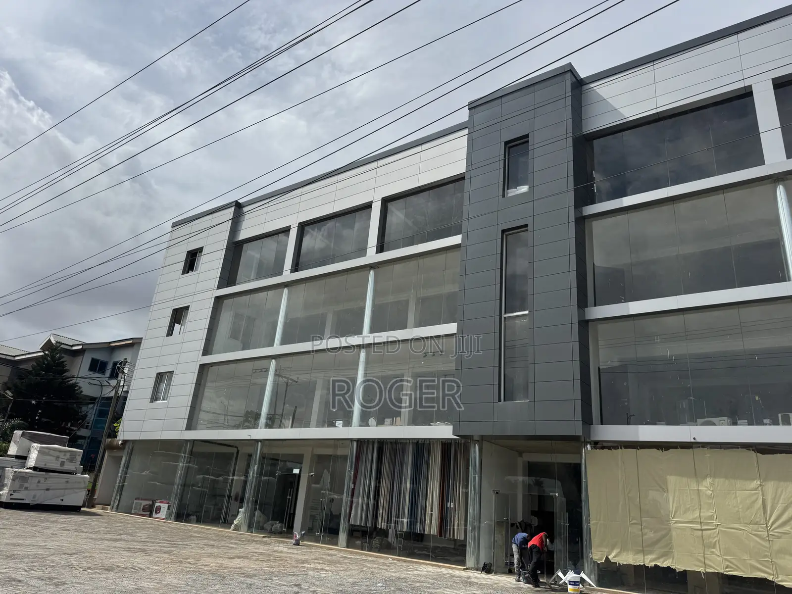 Office Space for Rent at Achimota Mile 7