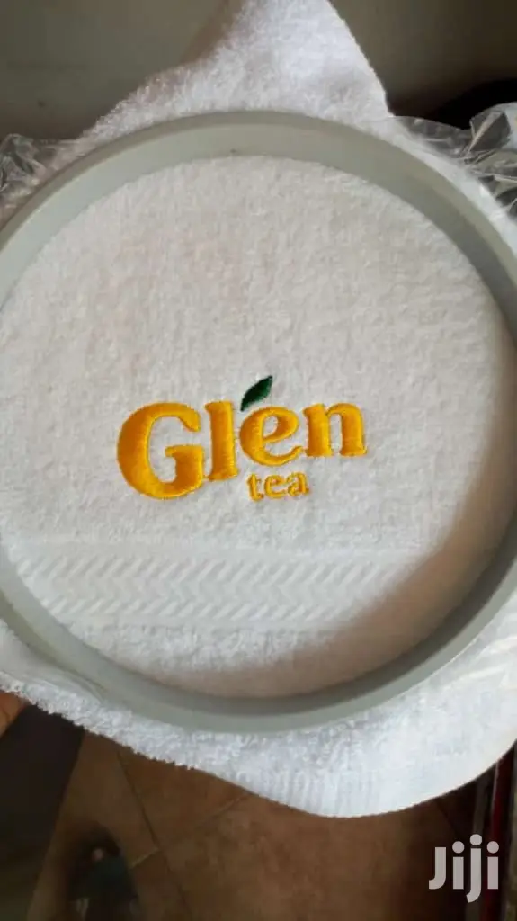 Digital Embroidery Customized Printing of T - Shirts