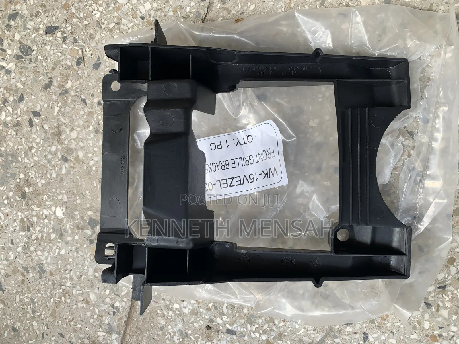 Honda Hr-v2015- 2022 Grill Bracket Middle