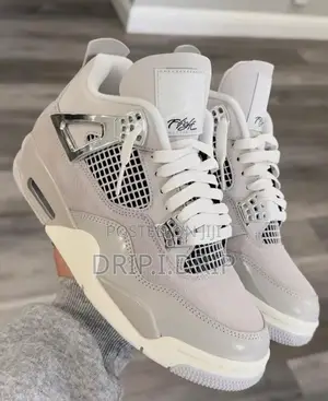 Jordan 4 Chrome Metallic Wing