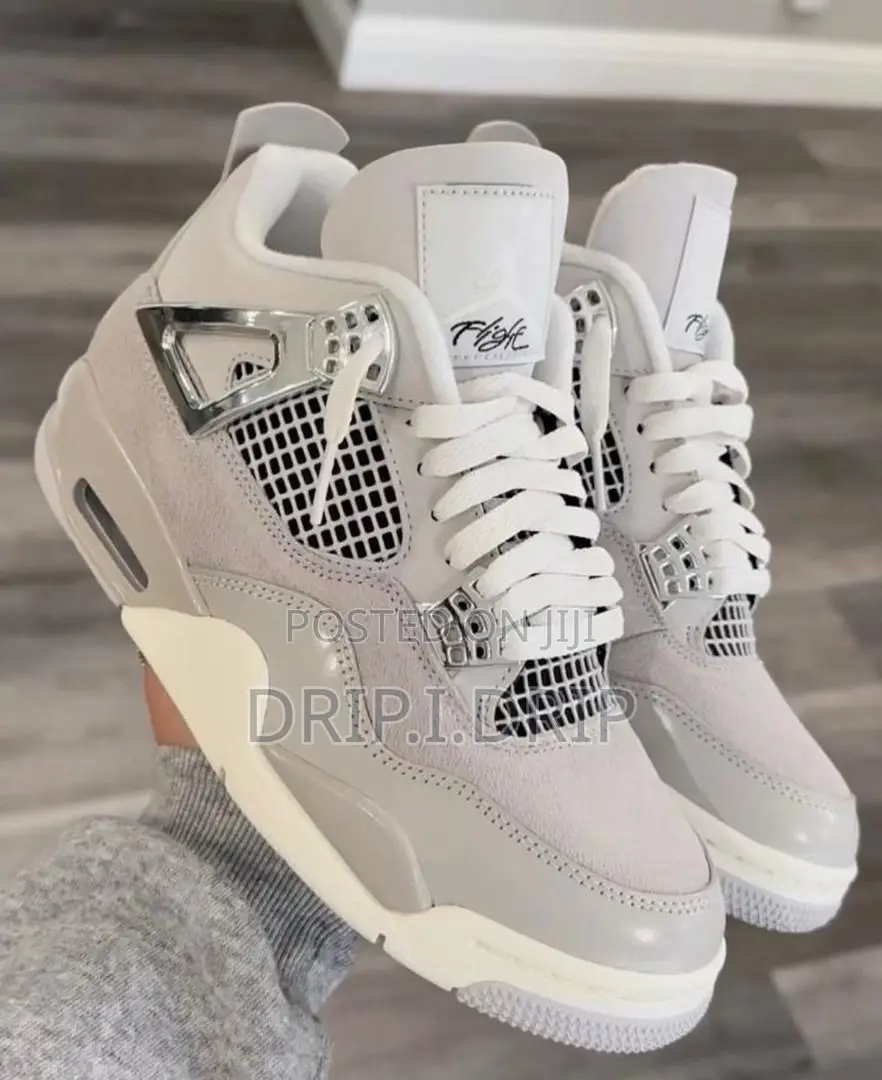 Jordan 4 Chrome Metallic Wing