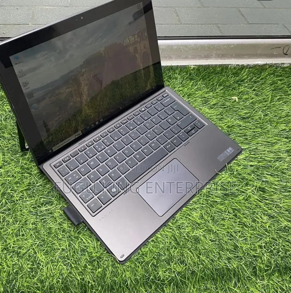 Laptop HP X2 4GB Intel Core i3 SSD 256GB