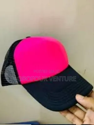 Two-Tone Trucker Cap Offers Both Comfort and Durability