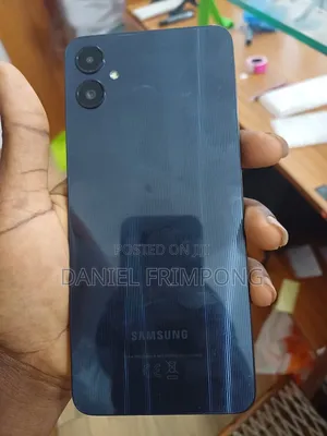 Samsung Galaxy A05 64 GB Black
