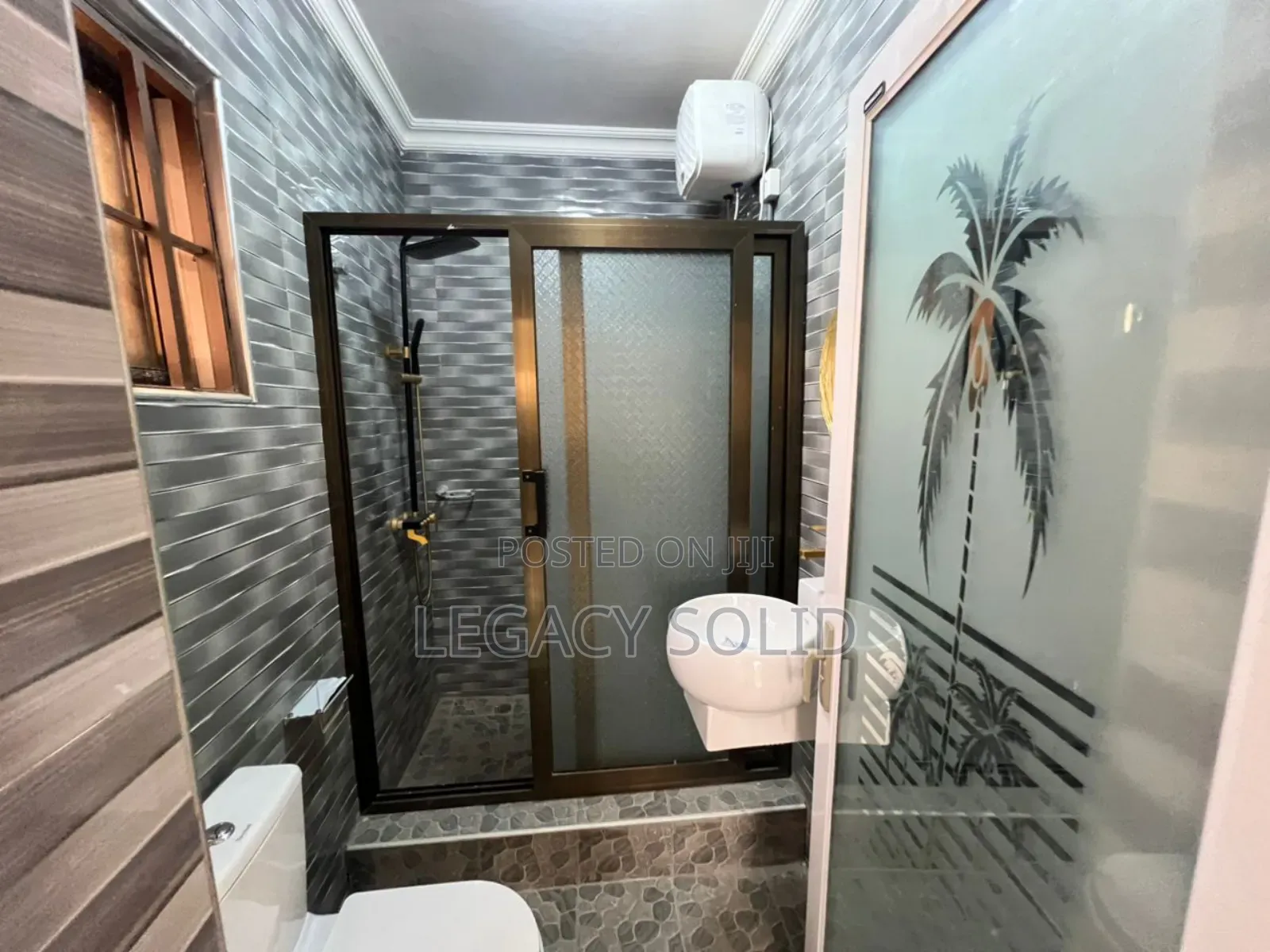 4bdrm Townhouse / Terrace in 𝙻𝚎𝚐𝚊𝚌𝚢 𝚜𝚘𝚕𝚒𝚍 𝚛𝚎𝚊𝚕, Teshie for rent