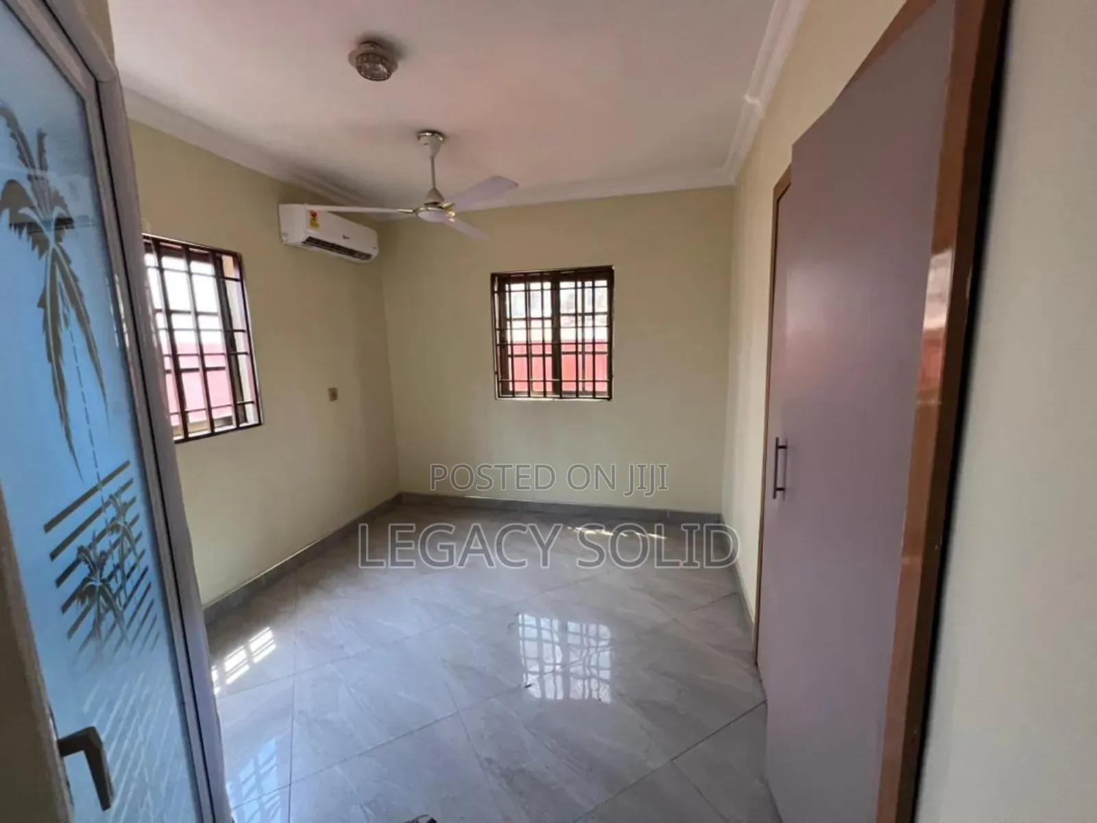 4bdrm Townhouse / Terrace in 𝙻𝚎𝚐𝚊𝚌𝚢 𝚜𝚘𝚕𝚒𝚍 𝚛𝚎𝚊𝚕, Teshie for rent