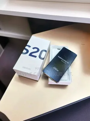 New Samsung Galaxy S20 FE 128 GB Gold