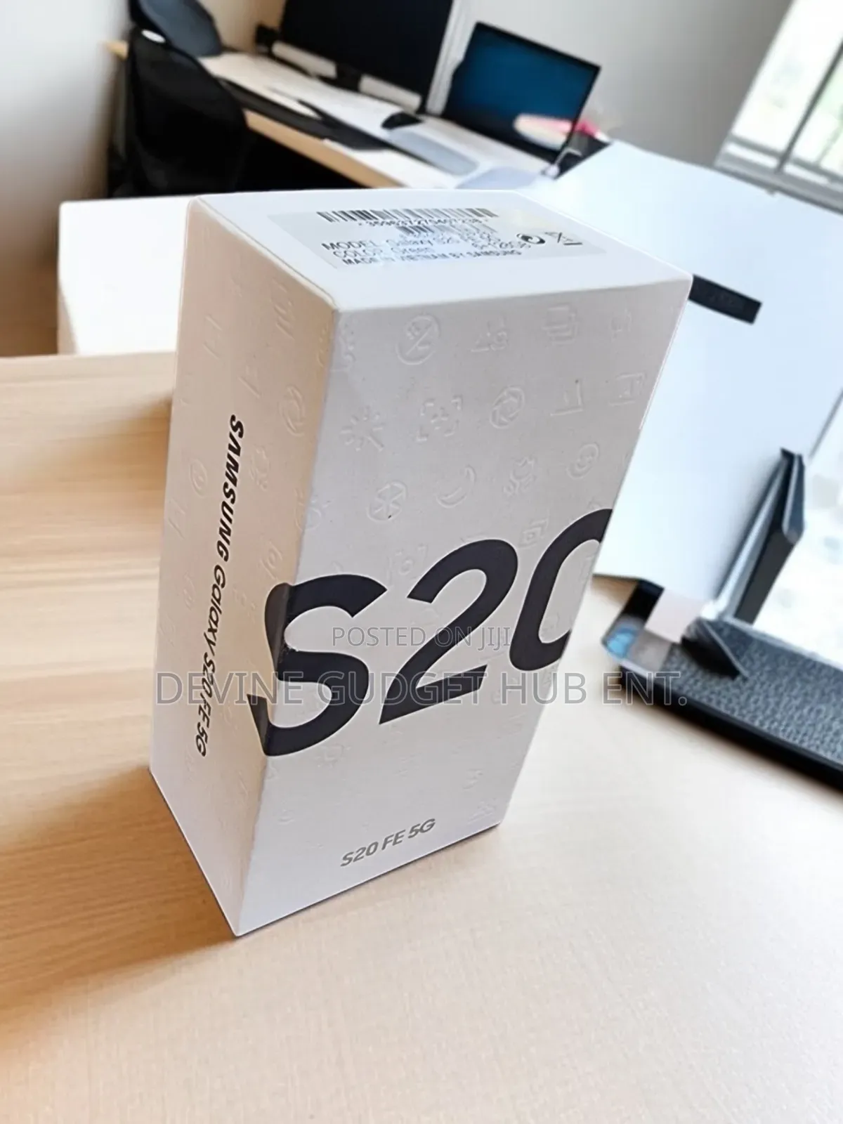 New Samsung Galaxy S20 FE 128 GB Gray
