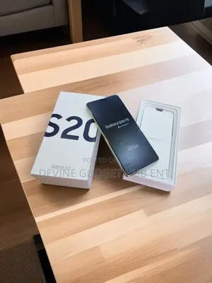 New Samsung Galaxy S20 FE 128 GB Green