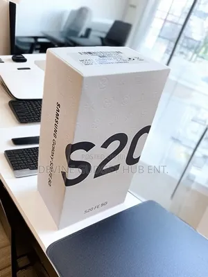 New Samsung Galaxy S20 FE 128 GB