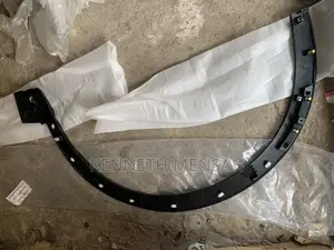 Honda Cr-v 2023 Model Fender Moulding Front R