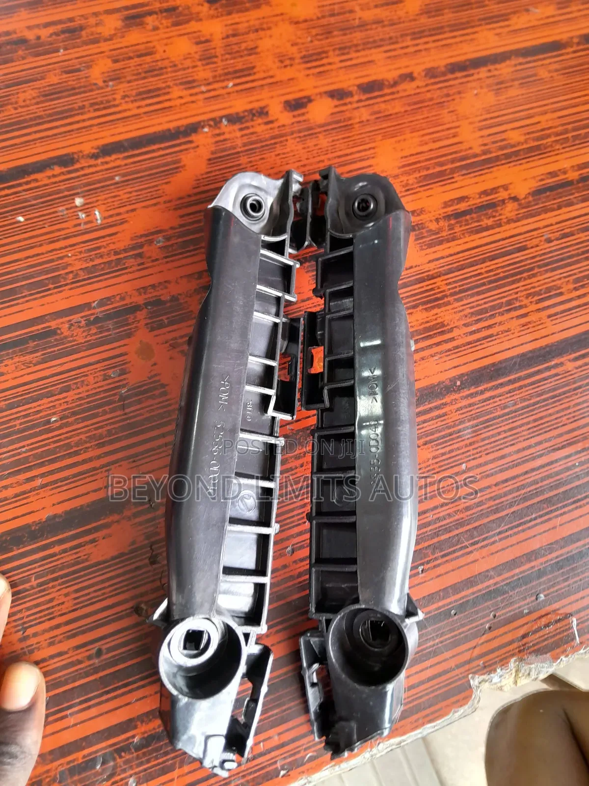 Toyota Camry Spider 2012,2013,2014 Fender/Bumper Locker Pair