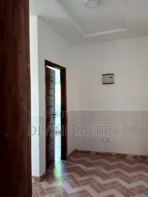 1bdrm Block of Flats for rent