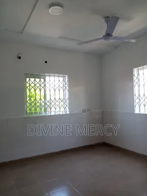 1bdrm Block of Flats for rent