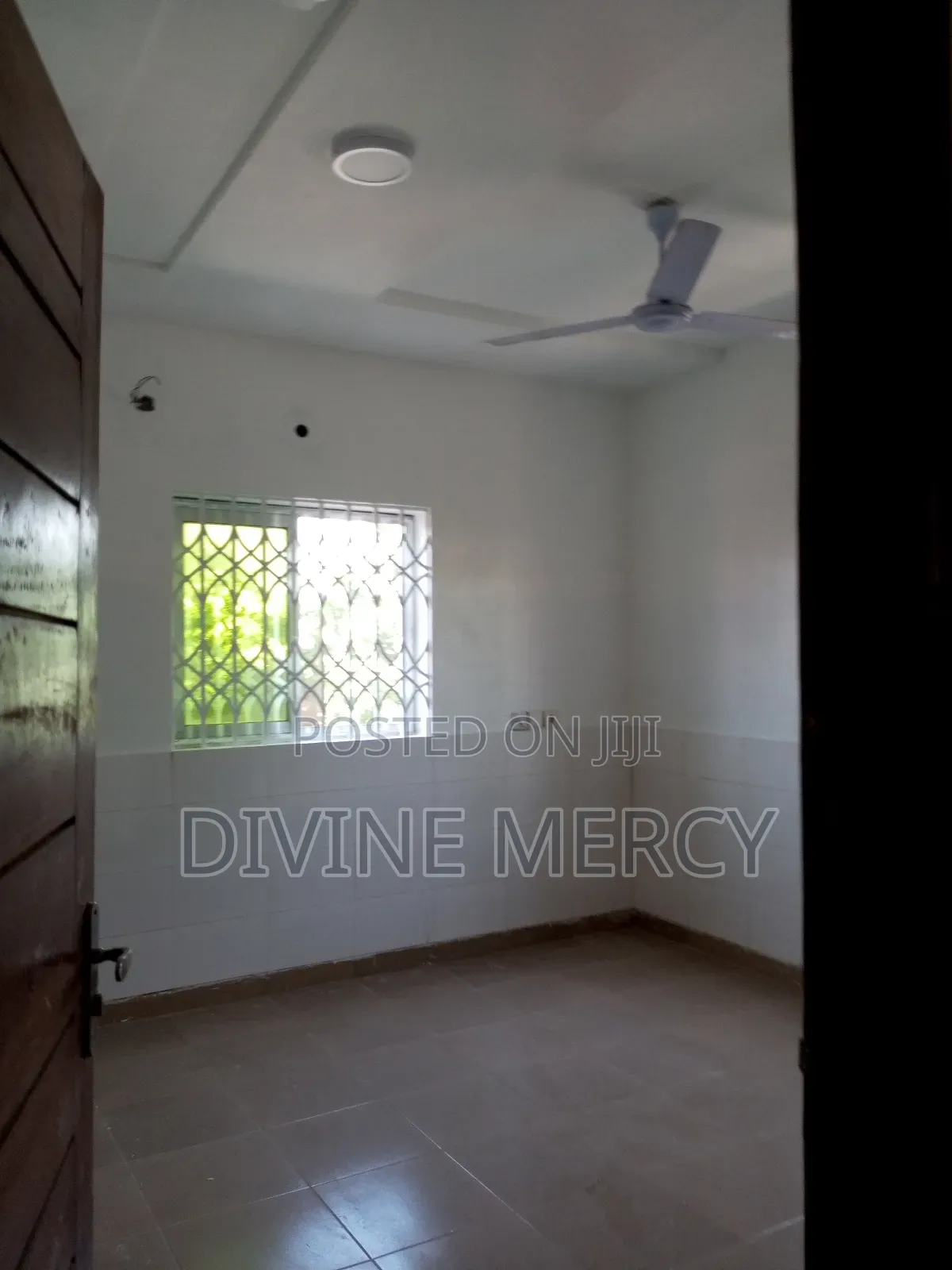 1bdrm Block of Flats for rent