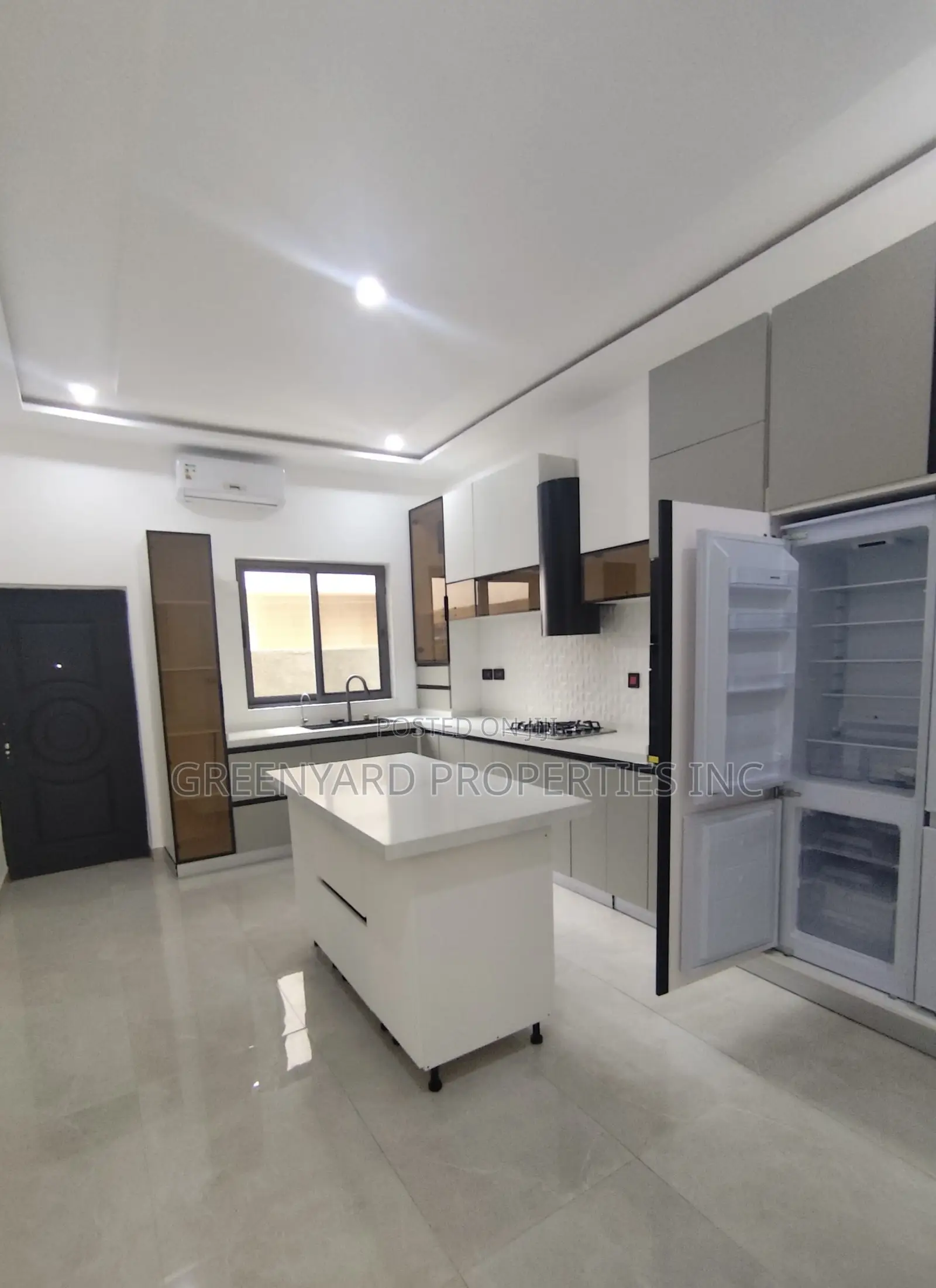 5bdrm House in Ogbojo, East Legon for sale