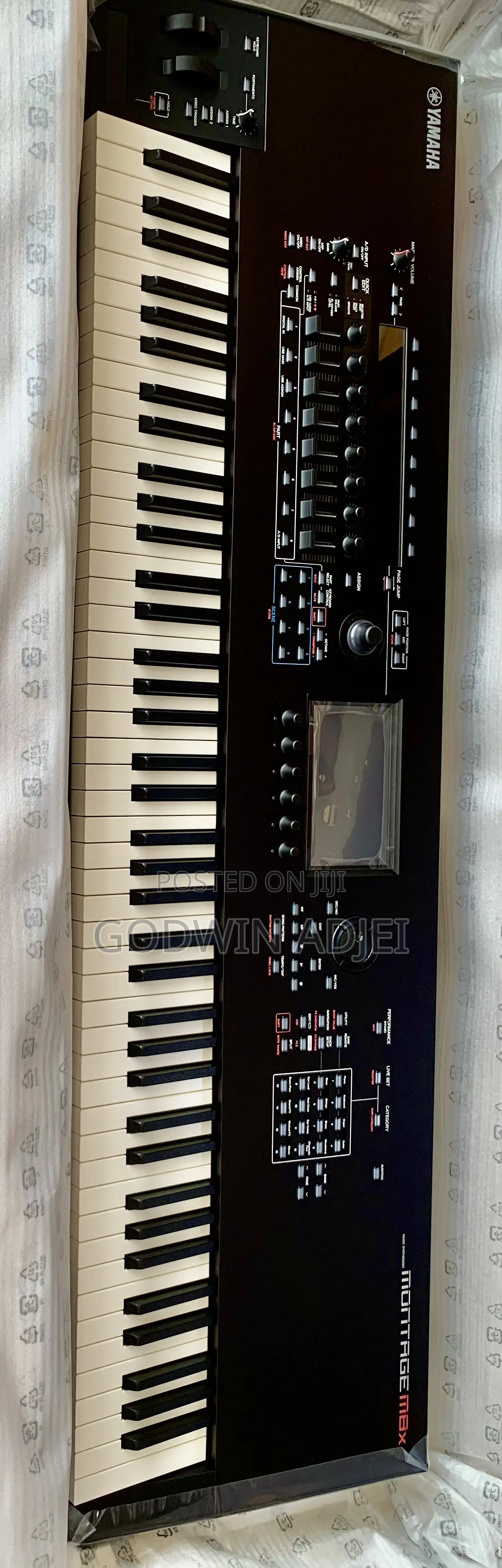 Yamaha Montage M8x Keyboard